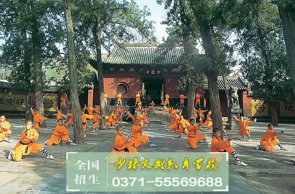 父母應(yīng)該如何幫助自己的孩子擺脫網(wǎng)癮