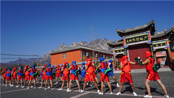 叛逆孩子學(xué)校