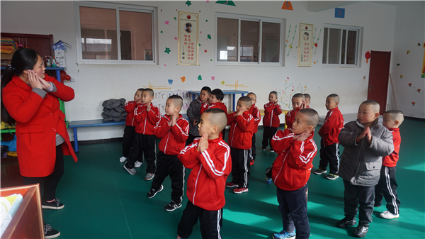 家長如何教育處于青春期的孩子